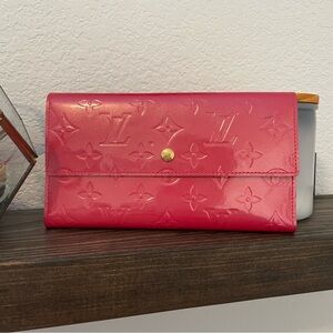 Louis Vuitton Sarah Portefeuille Pink Monogram Patent Leather Wallet